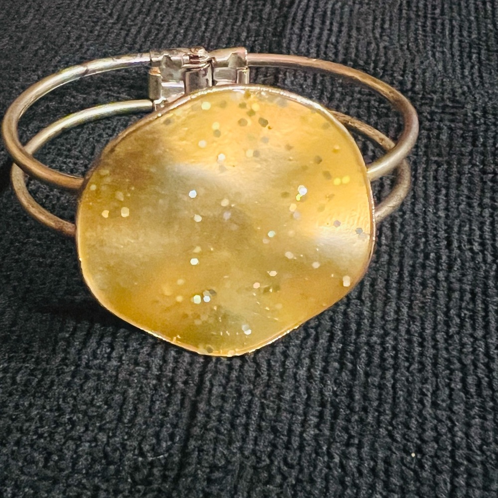 Silver-Tone Bracelet with Glittering Disc